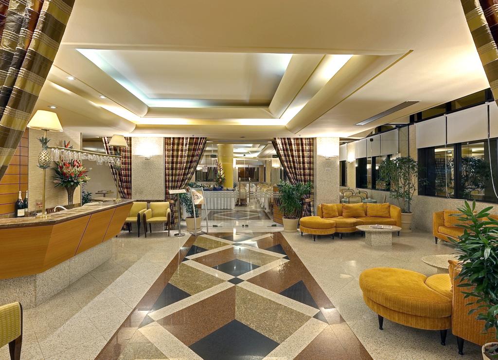 Горящие туры в отель Windsor Excelsior Рио-де-Жанейро