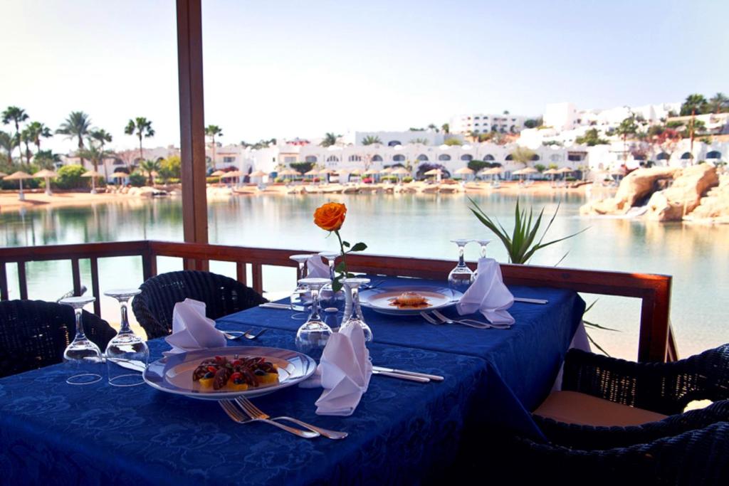 Горящие туры в отель Domina Coral Bay Prestige Шарм-эль-Шейх