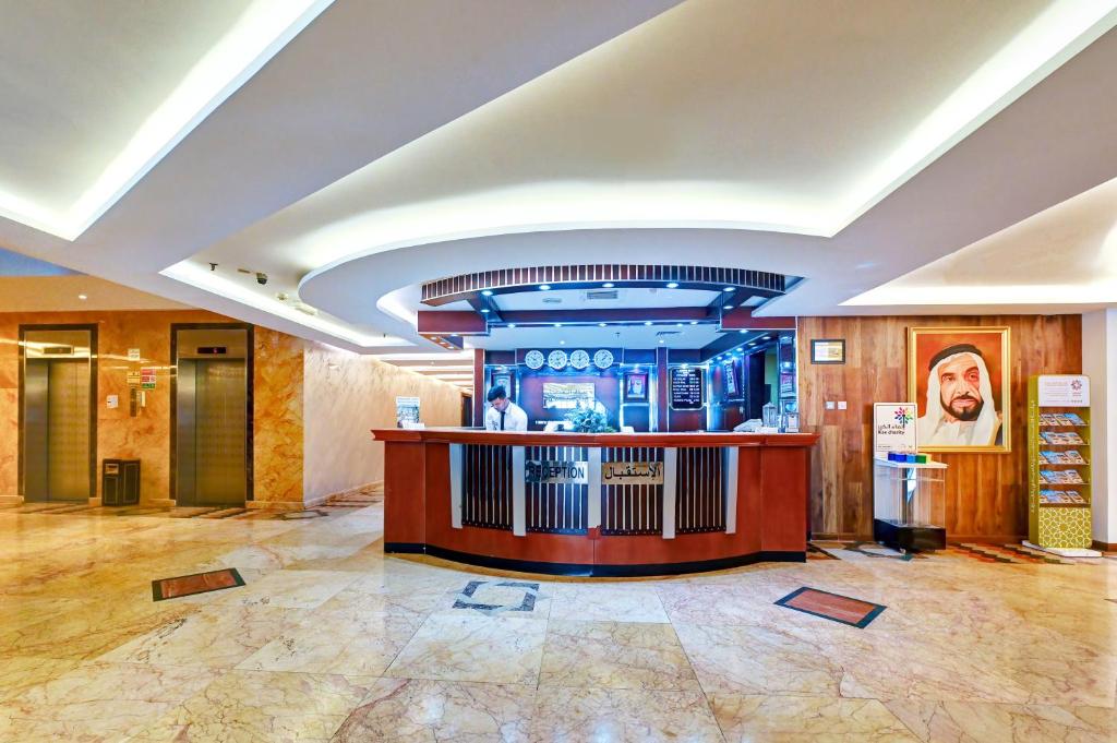 Відпочинок в готелі Al Bustan Hotel Sharjah Шарджа