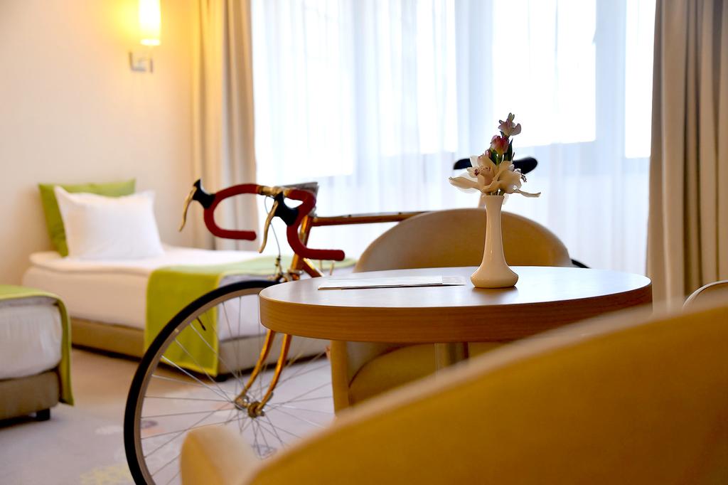 Цены в отеле Suite Hotel Sofia