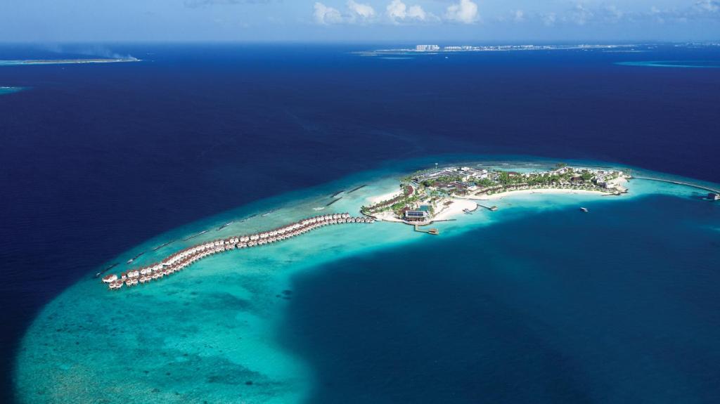 Горящие туры в отель Oblu Xperinece Ailafushi Северный Мале Атолл Мальдивы