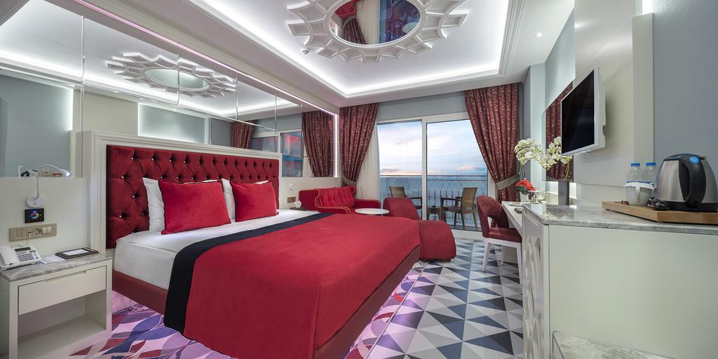 Отзывы гостей отеля Granada Luxury Beach
