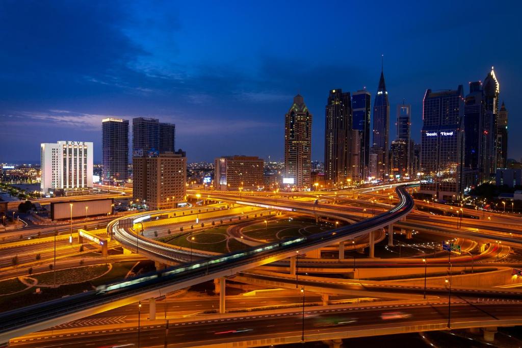 Дубай (місто) Rove City Walk