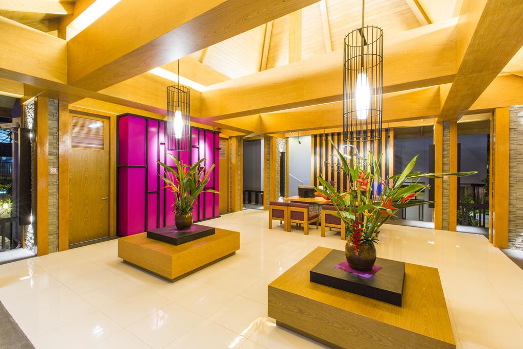 Відпочинок в готелі Phuvaree Resort  Пхукет