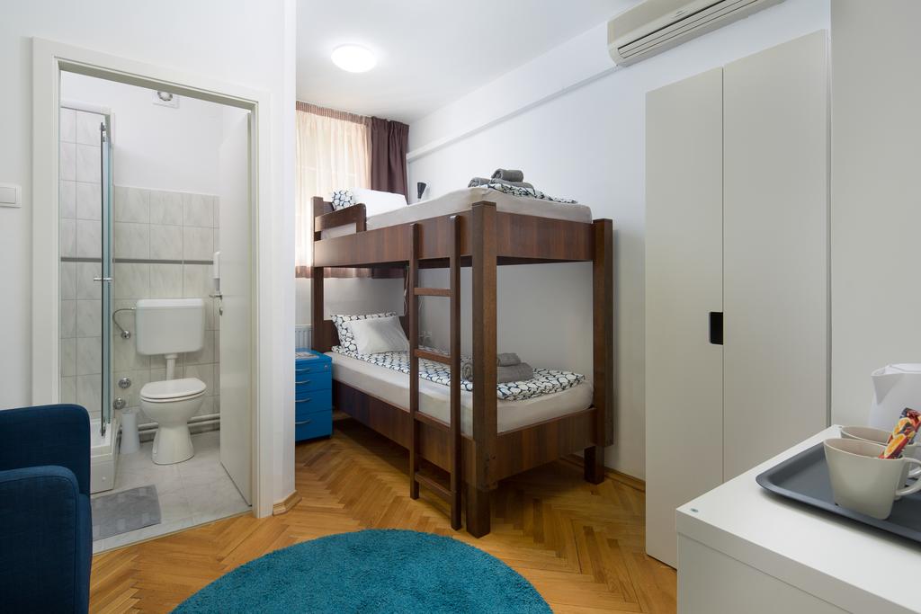 Hostel Bureau, Загреб цены