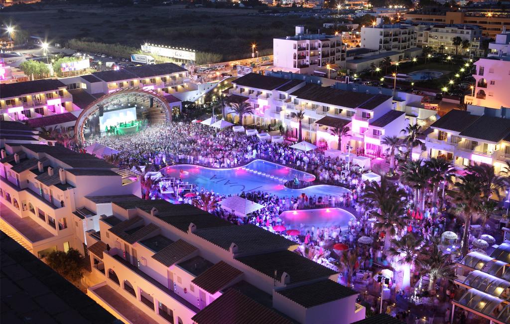 Ushuaia Ibiza Beach (Adults Only+18 y.o.), розваги