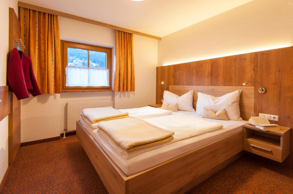 Фото готелю Ferienhaus Birgit - inklusive Eintritt Alpentherme Bad Hofgastein
