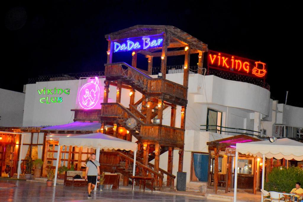 Отдых в отеле Viking Club