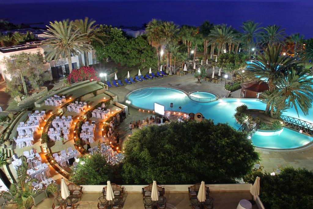 Гарячі тури в готель Azia Resort & Spa Пафос