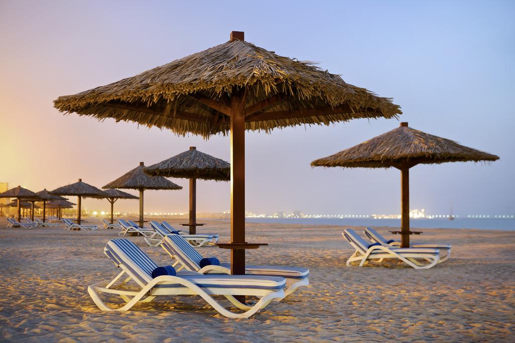 Hilton Al Hamra Beach & Golf Resort, tourists photos
