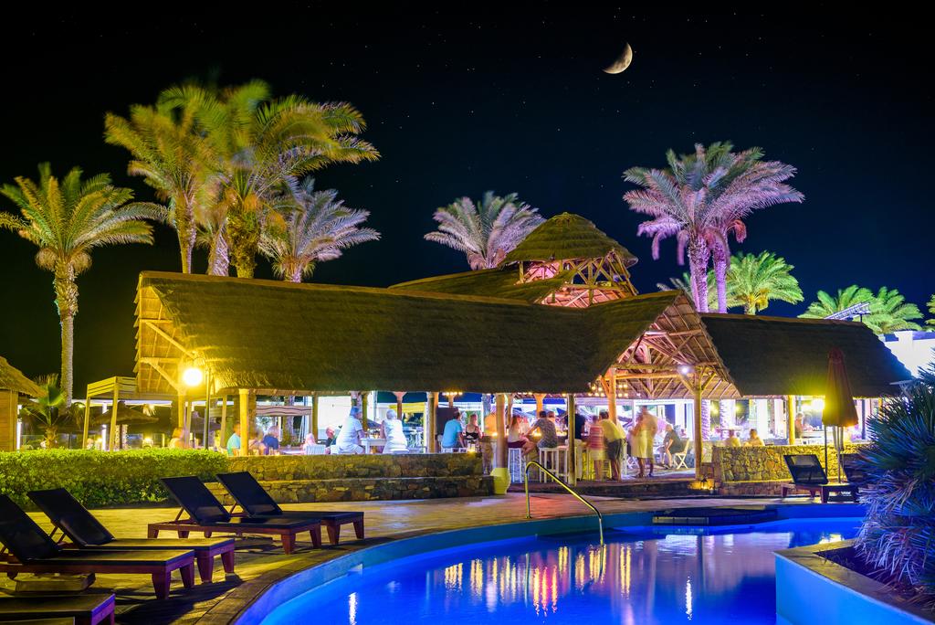 Відгуки про готелі Radisson Blu Beach Resort Crete (ex. Minos Imperial)