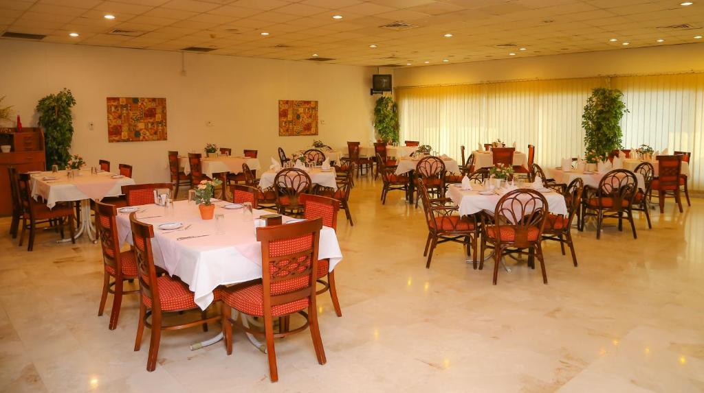 Fujairah Hotel & Resort ОАЕ ціни