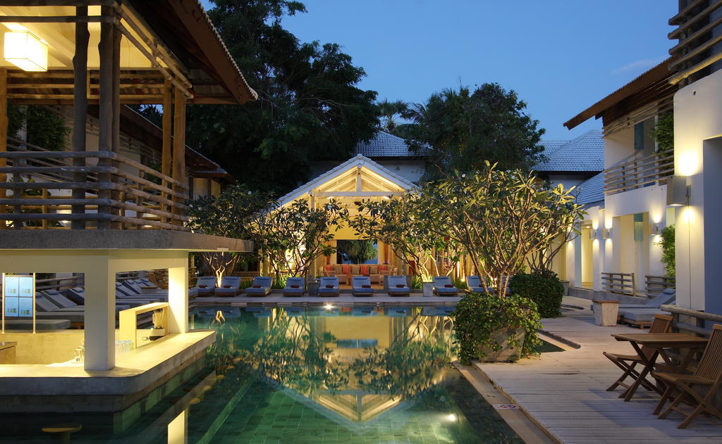 Горящие туры в отель Ramada Phuket Southsea Пляж Карон Таиланд