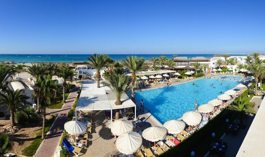 Відпочинок в готелі Meninx Djerba