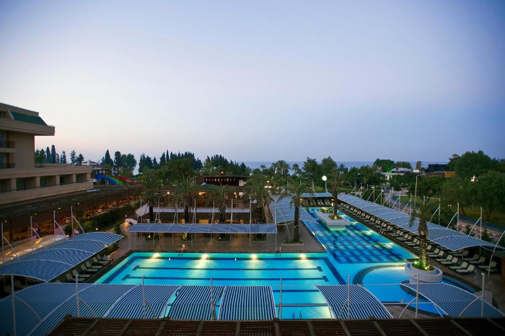 Гарячі тури в готель Crystal De Luxe Resort & Spa - All Inclusive Кемер Туреччина
