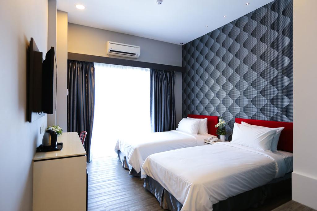 Cenang Plaza Beach Hotel/Room Only, Лангкави, фотографии туров