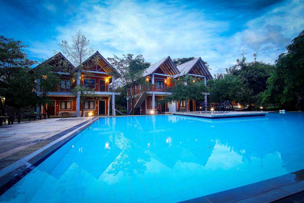 Горящие туры в отель Elephas Resort Сигирия Шри-Ланка