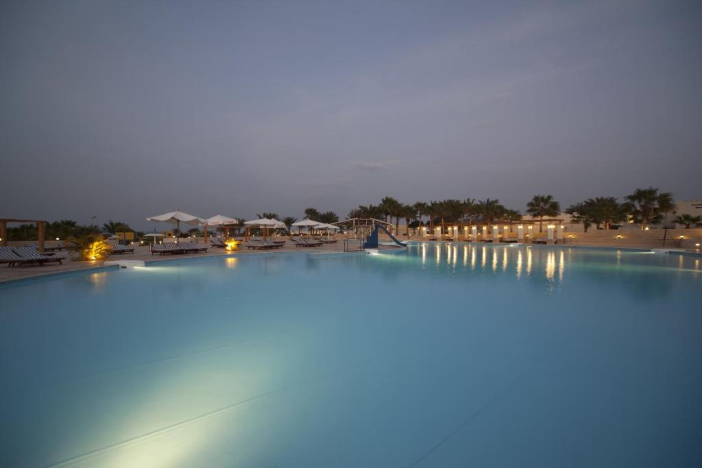 Отзывы об отеле Coral Beach Hurghada (ex.Coral Beach Rotana Resort)