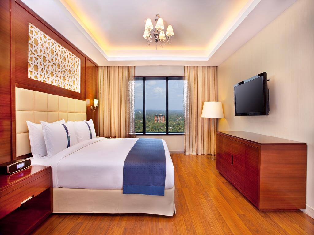Holiday Inn Cochin Индия цены