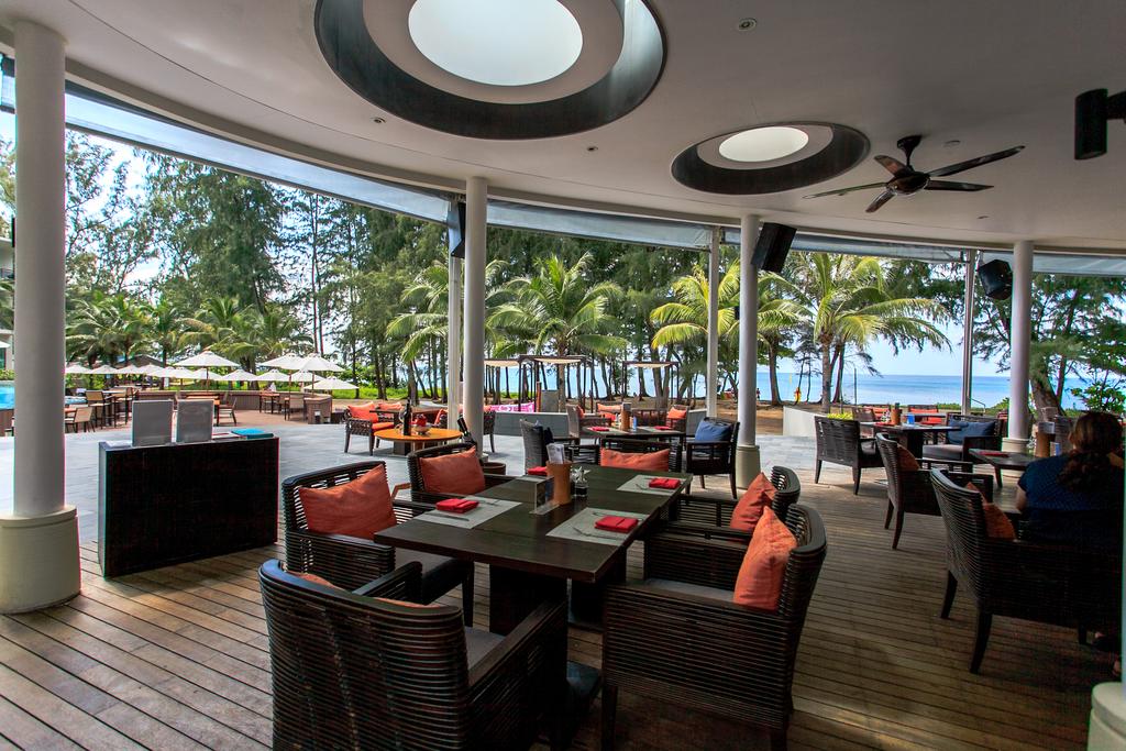Готель, Таїланд, Північ Пхукета, Le Meridien Phuket Mai Khao Beach (ex. Holiday Inn Phuket Mai Khao Beach)
