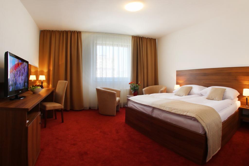 Hotel Saffron, Bratislava, Братислава, фотографии номеров