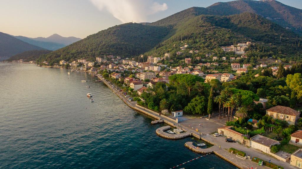 Perper, Czarnogóra, Tivat, wakacje, zdjęcia i recenzje