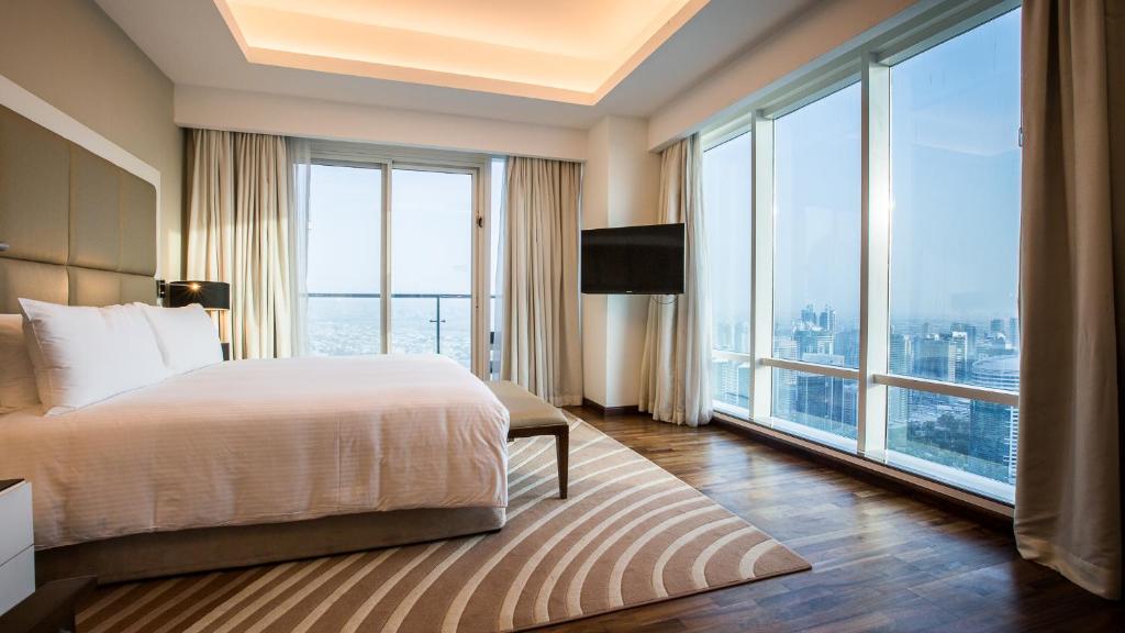 La Suite Dubai Hotel & Apartments (ex. Fraser Suites) фото туристов