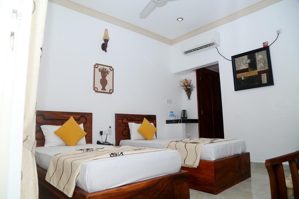 Trincomalee Jkab Park Hotel prices