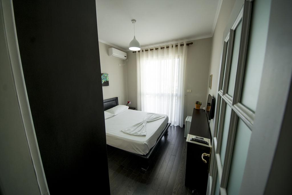 Hotel Kadrisa Албанія ціни