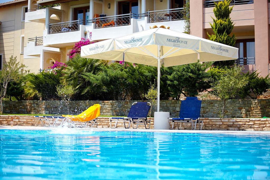 Відпочинок в готелі Negroponte Resort Eretria