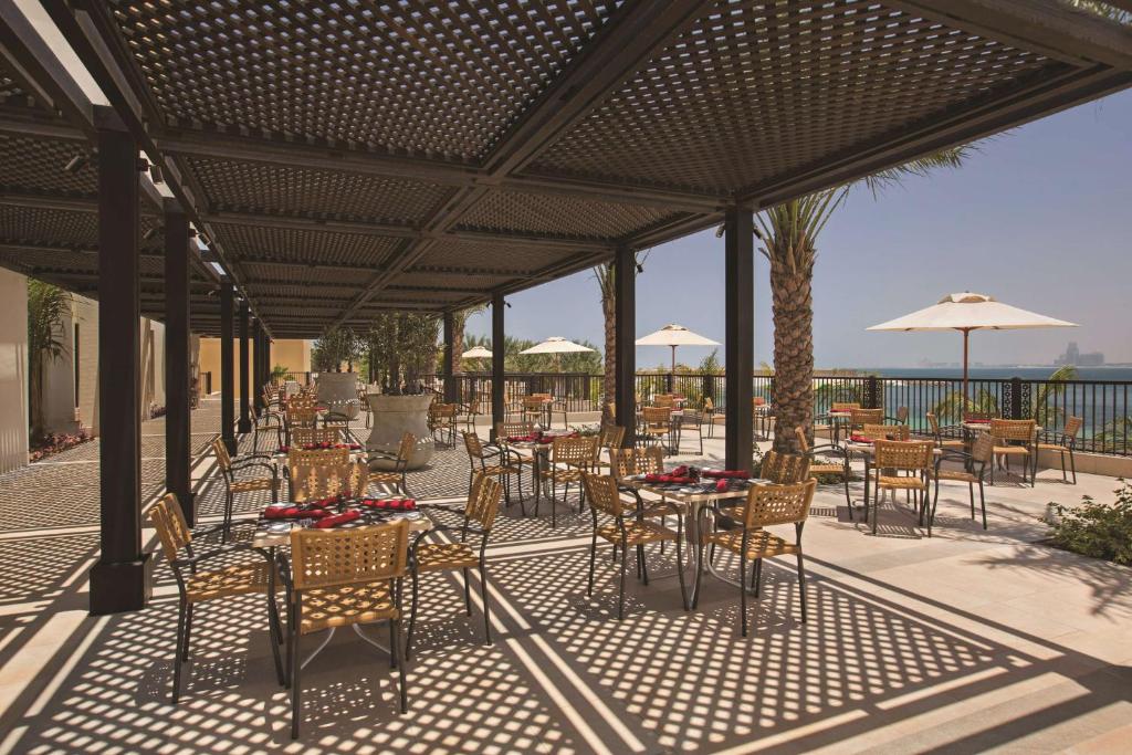 Відпочинок в готелі Doubletree by Hilton Resort & Spa Marjan Island Рас-ель-Хайма