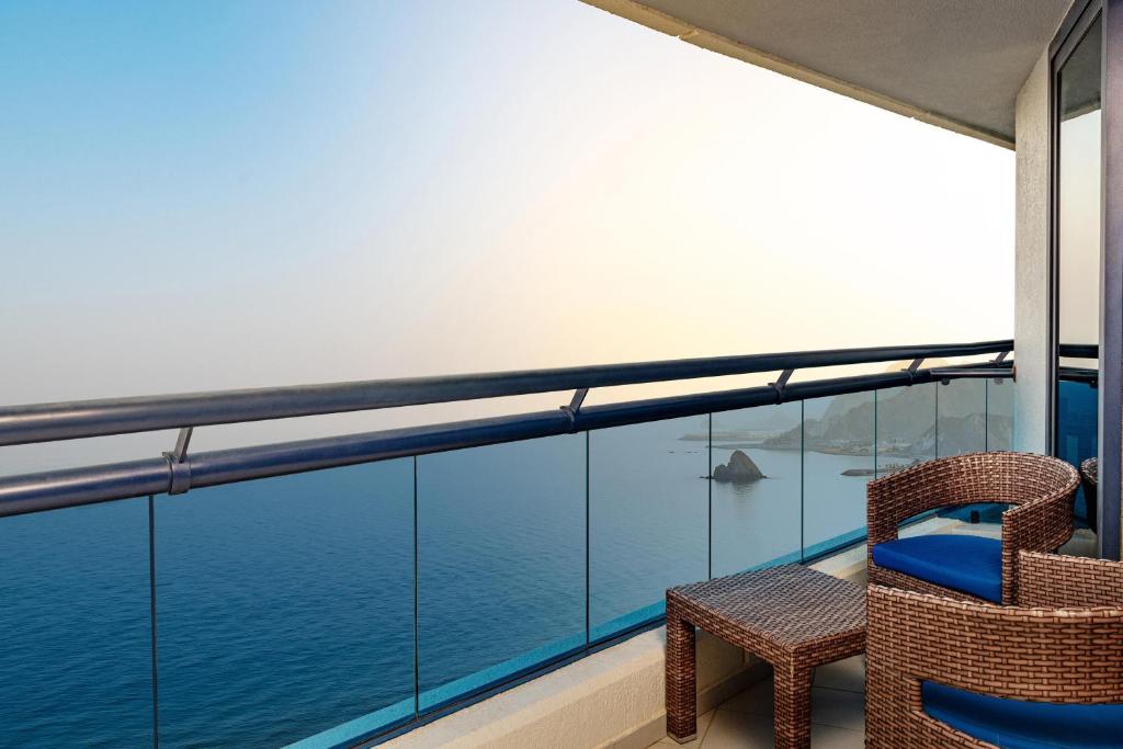 Готель, Le Meridien Al Aqah Beach Resort