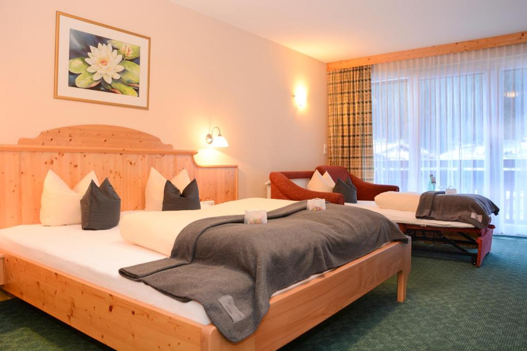 Цены в отеле Alpenhof Hotel Garni