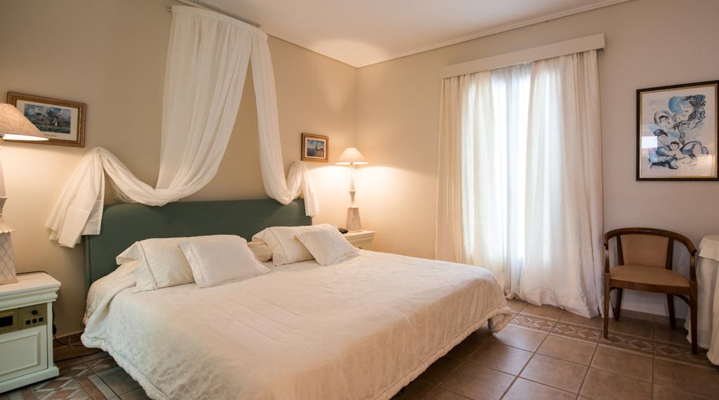 Porto Naxos Hotel цена