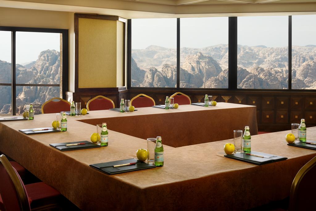 Горящие туры в отель Marriott Petra Hotel Петра Иордания