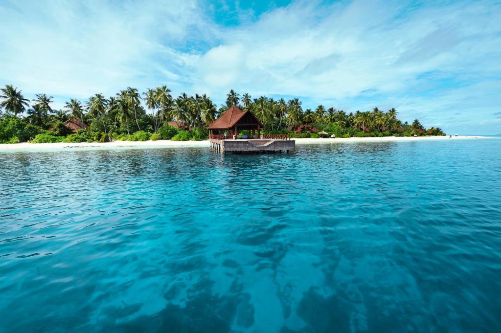 Tours to the hotel Robinson Maldives (Adults Only) Huvadhu Atoll Maldives