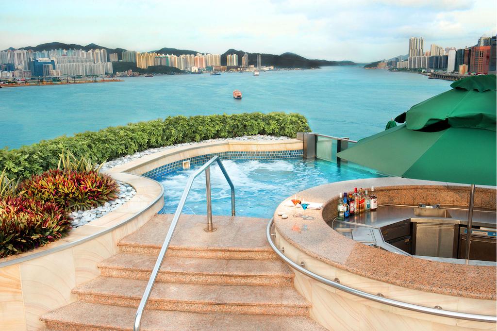 Hotel reviews Harbour Grand Kowloon