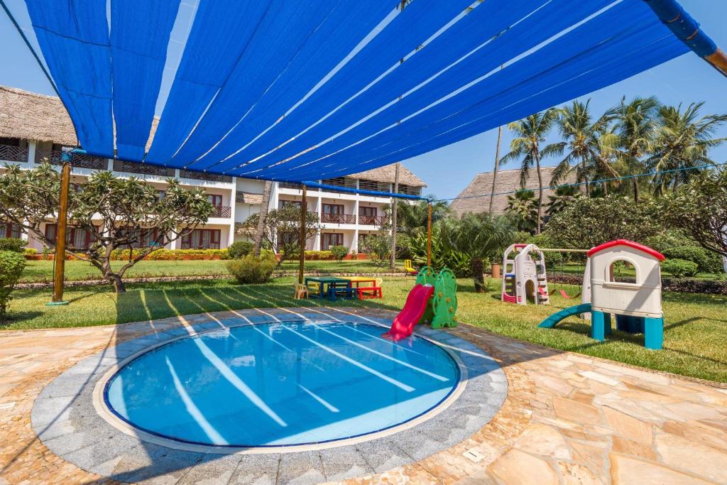 Отзывы об отеле Nungwi Beach Resort by Turaco (ex. Doubletree Resort by Hilton)