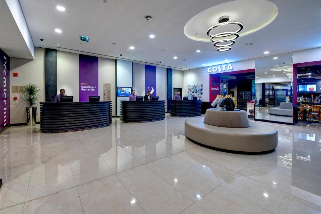 Premier Inn Dubai Ibn Battuta Mall, фото
