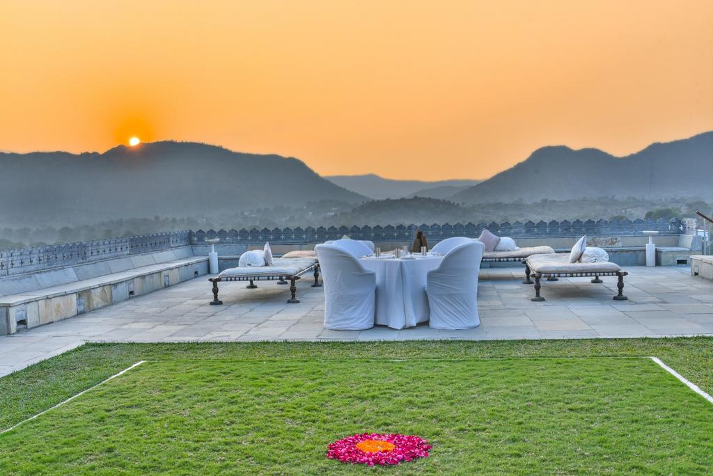 Hotel guest reviews Devi Garh by Lebua (28 kms from Udaipur)