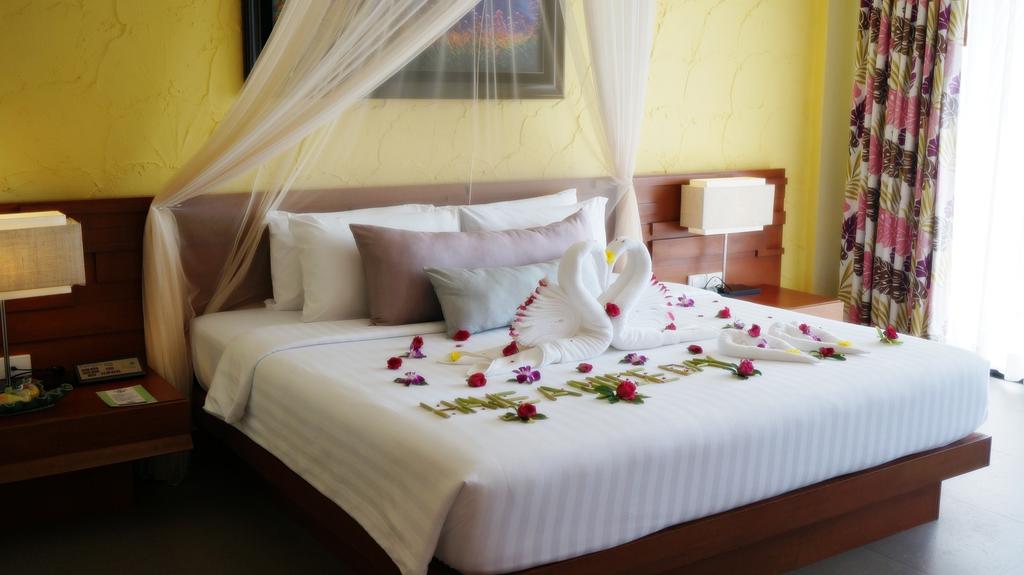 Hotel guest reviews Karon Phunaka Resort & Spa