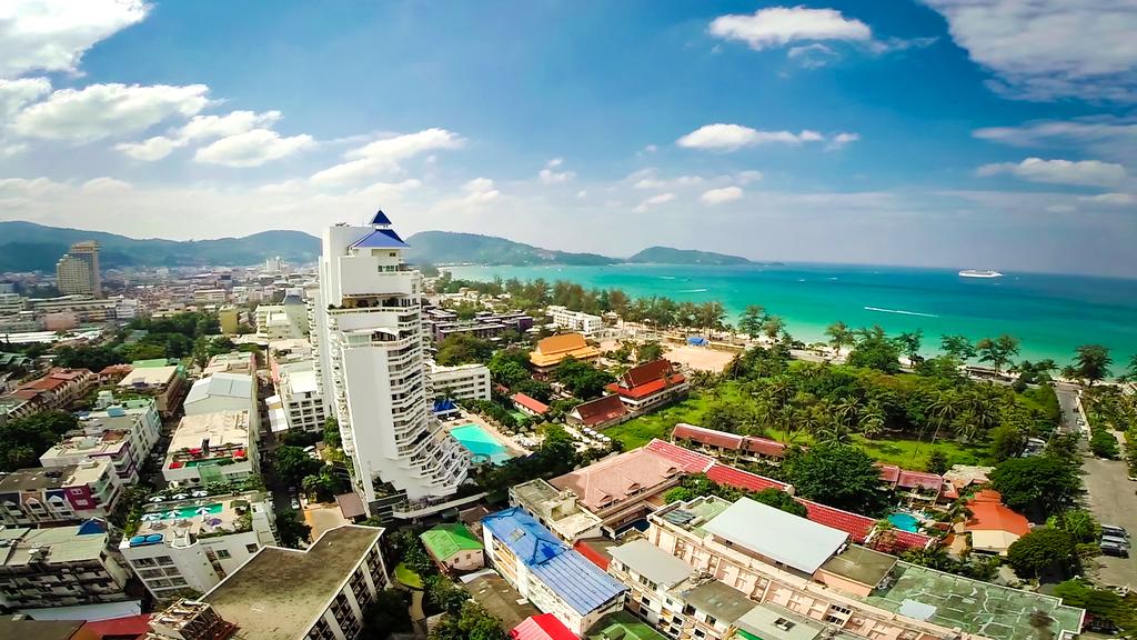 Andaman Beach Suites, Патонг, Таиланд, фотографии туров