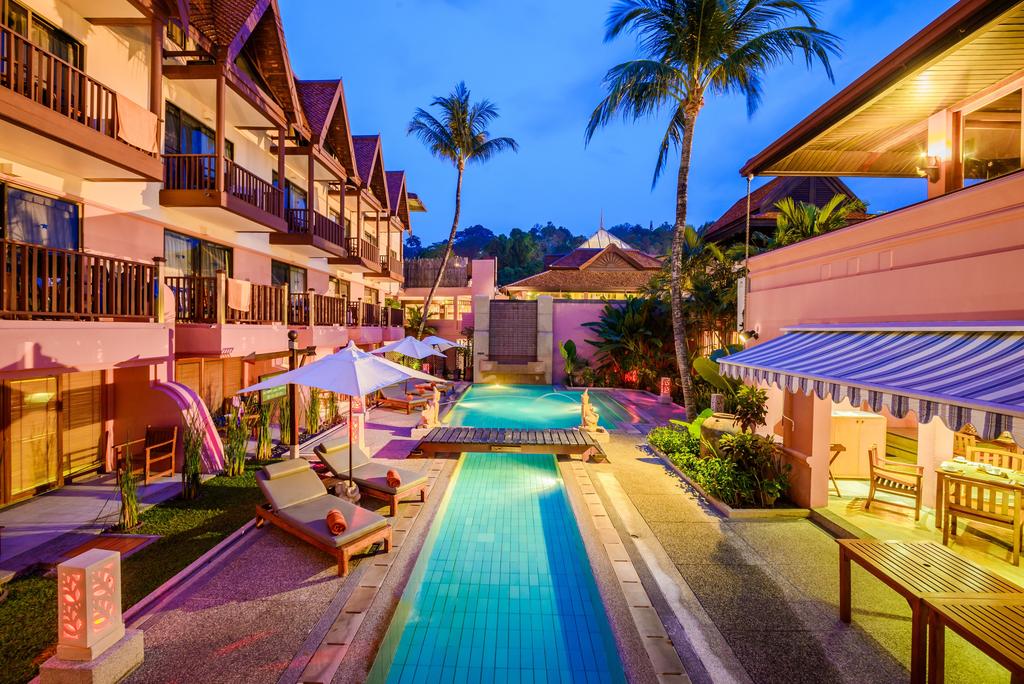 Фото готелю Sea View Patong Hotel