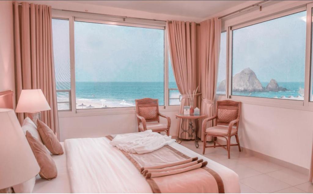 Отель, Фуджейра, ОАЭ, Sandy Beach Hotel & Resort
