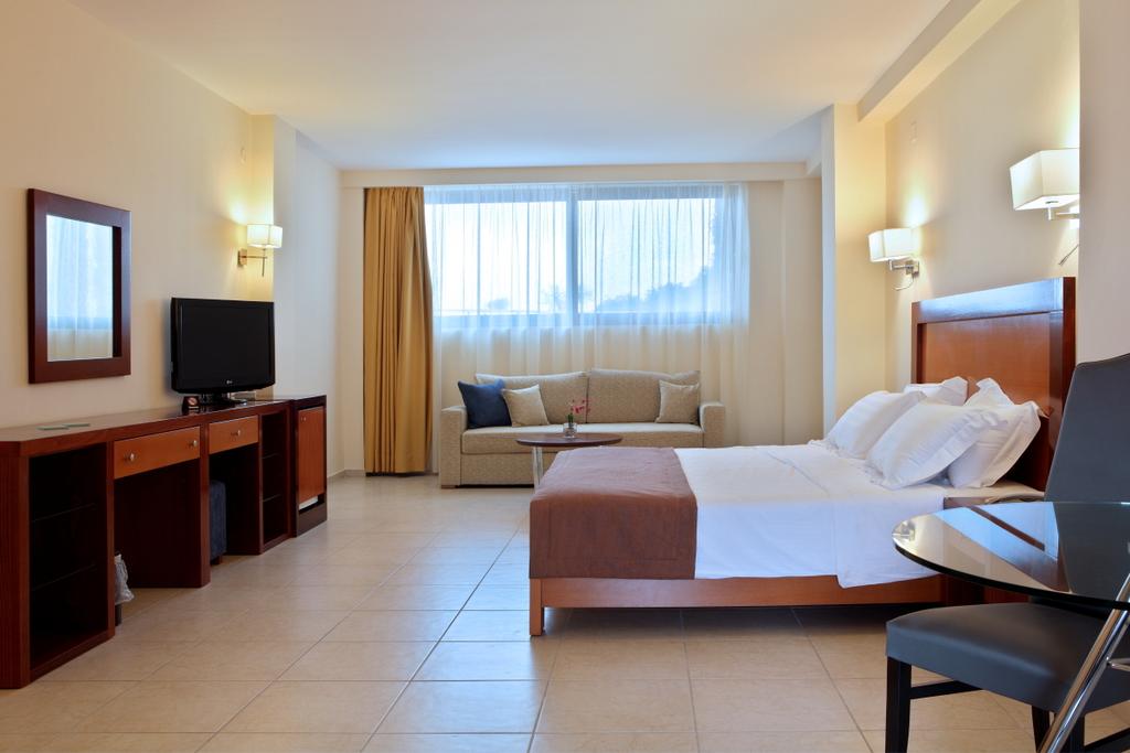Ionian Theoxenia Hotel, 4
