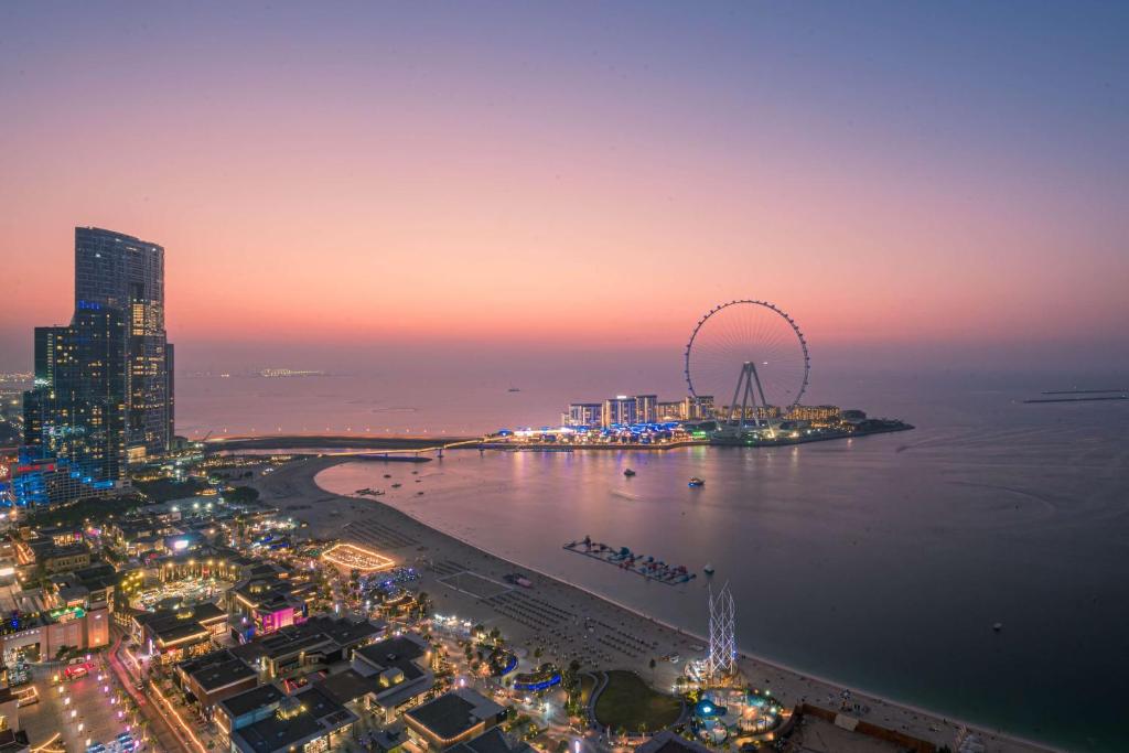 Reviews of tourists, Hilton Dubai The Walk
