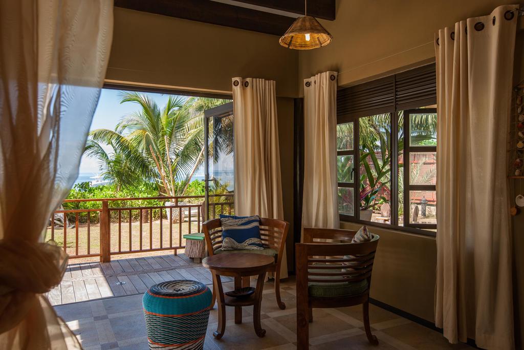 Горящие туры в отель Villas Des Alizes Праслин (остров) Сейшелы