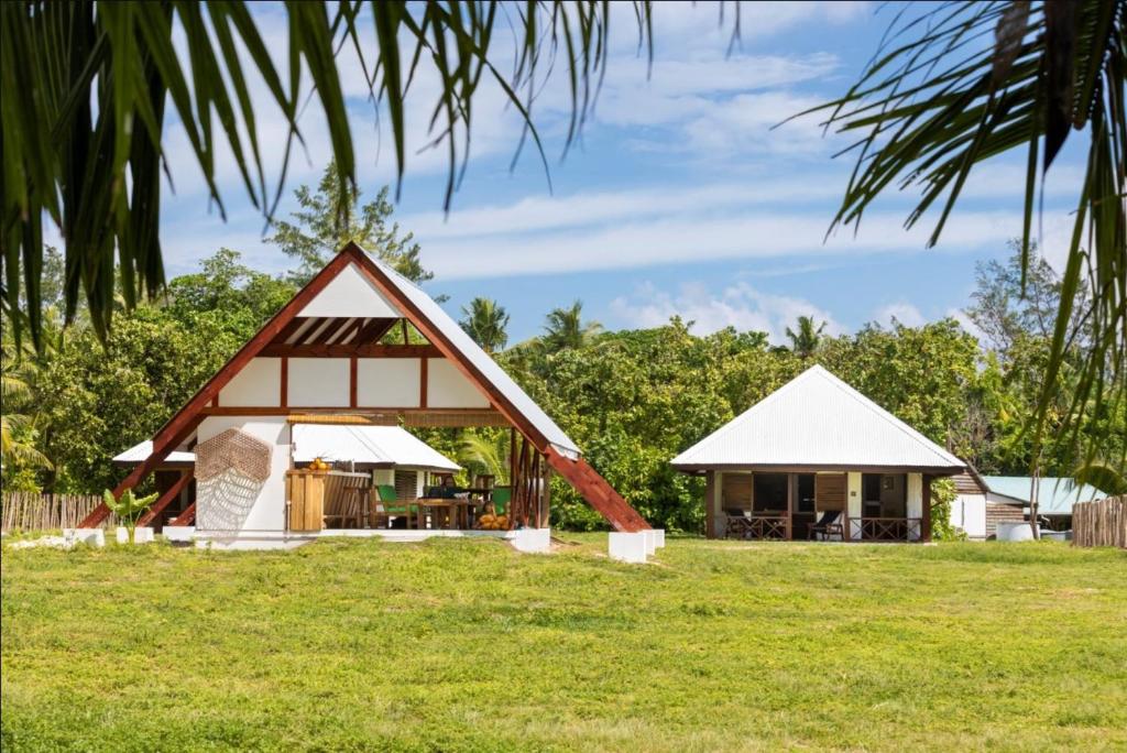 Туры в отель Bird Island Seychelles - Private Island Villas Бёрд (остров) Сейшелы