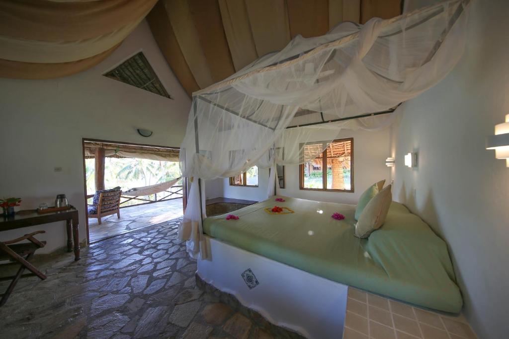 Отдых в отеле Kinasi Lodge Мафия (остров) Танзания