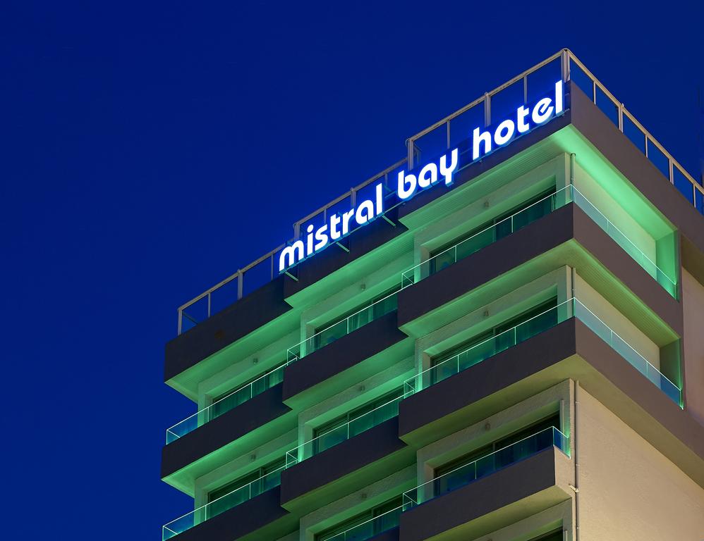 Відгуки гостей готелю Mistral Bay Hotel